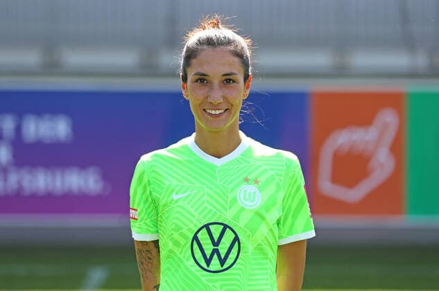VfL, BL Frauen, Fototermin Wolfsburg, 23.08.2021, FUßBALL - VfL Wolfsburg Fototermin, Flyeralarm Frauen-Bundesliga, Saison 2021 22. Sara Doorsoun (VfL Wolfsburg) Wolfsburg