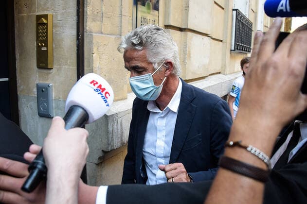 Fußball, LFP Anhörung nach Ausschreitungen im Spiel OGC Nizza gegen Olympique Marseille Jean Pierre Rivere ( president OGC NIce ) arrive a la commission de discipline de la LFP FOOTBALL : Jean Pierre Rivere et Pablo Longoria a la commission de discipline de la LFP - Paris - 25 08 2021 FedericoPestellini Panoramic 