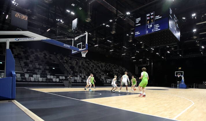 25.08.2021 - Basketball - Nürnberg Falcons Basketball Club NBC - Offizielle Einweihung der Kia Metropol Arena - Sportfoto Zink DaMa - Showeinlage - Basketballspiel