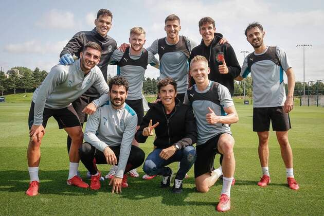 Marc Marquez and Alex Marquez visit Manchester City Football Club ahead of the British GP. Manchester. August 25, 2021 In picture: Top row: Ederson, Doyle, Dias, Alex Marquez, Silva Bottom row: Torres, Gündogan, Marc Marquez, Zinchenko Marc Marquez y Alex Marquez visitan los campos de entrenamiento del Manchester City antes del Gran Premio de Inglaterra de MotoGP, Manchester 25 de Agosto de 2021 POOL MotoGP.com Cordon Press Images will be for editorial use only. Mandatory credit: MotoGP.com Cordon Press *** Marc Marquez and Alex Marquez visit Manchester City Football Club ahead of the British GP Manchester August 25, 2021 In picture Top row Ederson, Doyle, Dias, Alex Marquez, Silva Bottom row Torres, Gündogan, Marc Marquez, Zinchenko Marc Marquez and Alex Marquez visit Manchester City training grounds ahead of the MotoGP British Grand Prix Manchester August 25, 2021 POOL MotoGP com Cordon Press Images will be for editorial use only Mandatory credit MotoGP com Cordon Press  xx xx