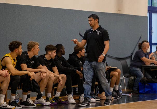 Daniel Jansson (Tigers Tuebingen, Head Coach) ¨¨Tigers Tübingen vs. EPG Baskets Koblenz, 2. Basketball, Bundesliga, Pro A, Barmer 2 Basketball, Testspiel, Spielzeit 2021 2022, 26.08.2021, ¨¨ Tigers Tübingen - EPG Baskets Koblenz, 2. Basketball, 2. Bundesliga, Barmer 2 Basketball, Testspiel, Spielzeit 2021 2022, 26.08.2021 Tuebingen Copyright: xDennisxDuddek xEibnerxPressefotox EP_DDK