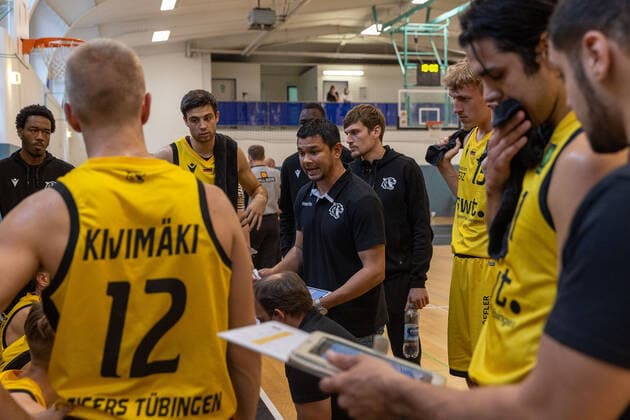 Daniel Jansson (Tigers Tuebingen, Head Coach) ¨¨Tigers Tübingen vs. EPG Baskets Koblenz, 2. Basketball, Bundesliga, Pro A, Barmer 2 Basketball, Testspiel, Spielzeit 2021 2022, 26.08.2021, ¨¨ Tigers Tübingen - EPG Baskets Koblenz, 2. Basketball, 2. Bundesliga, Barmer 2 Basketball, Testspiel, Spielzeit 2021 2022, 26.08.2021 Tuebingen Copyright: xDennisxDuddek xEibnerxPressefotox EP_DDK