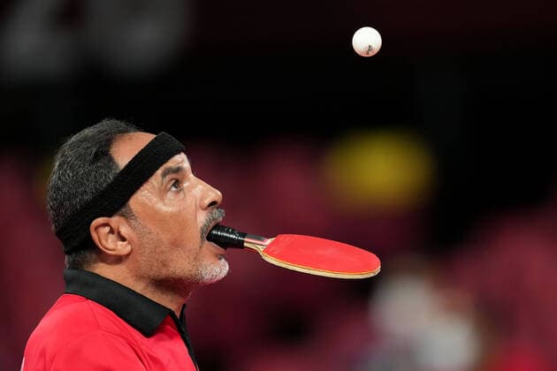 Bilder des Jahres 2021, Sport 08. August Sport Themen der Woche KW34 Sport Bilder des Tages (210827) -- TOKYO, Aug. 27, 2021 -- Ibrahim Elhusseiny Hamadtou of Egypt competes during the Table tennis, Tischtennis men s singles class 6 group E match between Chen Chao of China and Ibrahim Elhusseiny Hamadtou of Egypt at the Tokyo 2020 Paralympic Games in Tokyo, Japan, Aug. 27, 2021. ) (TOKYO2020)JAPAN-TOKYO-PARALYMPICS-TABLE TENNIS-MEN S SINGLES-CLASS 6 ZhangxCheng 
