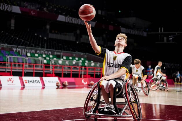 Tokyo 2020 Paralympic Games (Rollstuhlbasketball), 27.08.2021 TOKYO, JAPAN 27. August - Rollstuhlbasketball, Deutschland gegen Grossbritannien Herren, an Tag 3 der Tokyo 2020 Paralympic Games am 27.08.2021 im Musashino Forest Plaza in Tokyo Japan. Tobias Hell ( 9, Deutschland) Copyright: xBEAUTIFULxSPORTS Wunderlx
