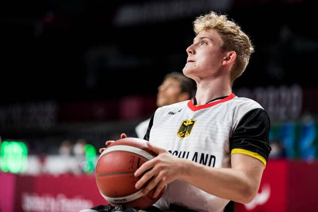 Tokyo 2020 Paralympic Games (Rollstuhlbasketball), 27.08.2021 TOKYO, JAPAN 27. August - Rollstuhlbasketball, Deutschland gegen Grossbritannien Herren, an Tag 3 der Tokyo 2020 Paralympic Games am 27.08.2021 im Musashino Forest Plaza in Tokyo Japan. Tobias Hell ( 9, Deutschland) Copyright: xBEAUTIFULxSPORTS Wunderlx