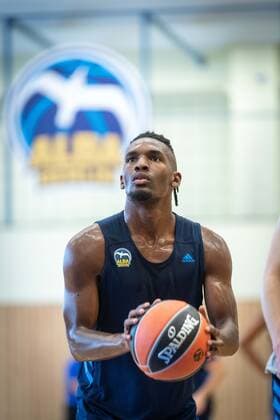 Basketball Berlin 26.08.2021 1. Bundesliga BBL Euroleague Saison 2021 2022 Training Jaleen Smith (Alba Berlin, No.03)