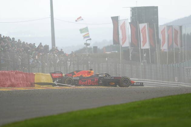 FORMULA 1 ROLEX BELGIAN GRAND PRIX 2021 27.08.2021, Circuit de Spa-Francorchamps, Spa-Franchorchamps, FORMULA 1 ROLEX BELGIAN GRAND PRIX 2021 , im Bild Unfall von Max Verstappen (NEL 33), Red Bull Racing Honda