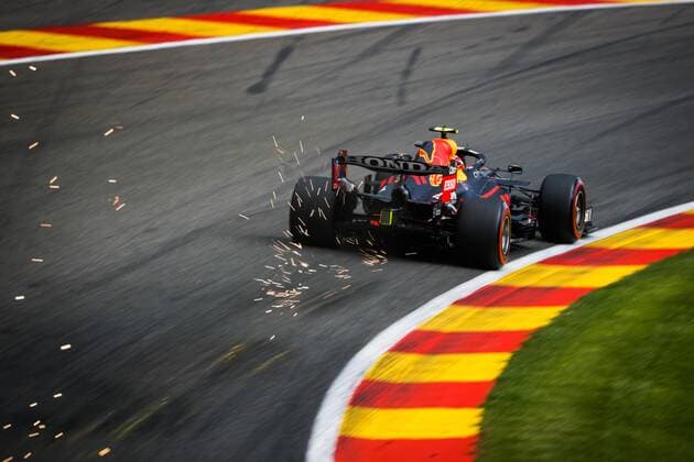 11 PEREZ Sergio (mex), Red Bull Racing Honda RB16B, action during the Formula 1 Belgium Grand Prix, 12th round of the 2021 FIA Formula One World Championship, WM, Weltmeisterschaft from August 27 to 29, 2021 on the Circuit de Spa-Francorchamps, in Stavelot, near LiÃ‹ge, Belgium - Photo Antonin Vincent DPPI FORMULE 1 : Grand prix de belgique - 27 08 2021 DPPI PANORAMIC  00121025__V2_3829