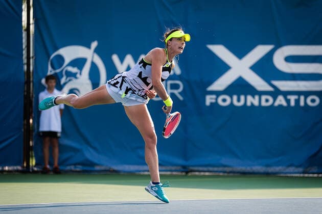 August 27, 2021, CHICAGO, UNITED STATES: Alize Cornet of France in action during the semi-final of the 2021 WTA, Tennis Damen Chicago Womens Open WTA 250 tennis tournament against Varvara Gracheva of Russia CHICAGO UNITED STATES - ZUMAa181 20210827_zaa_a181_065 Copyright: xRobxPrangex
