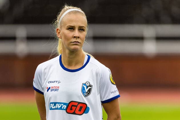 210828 Växjös Adelina Engman under fotbollsmatchen i Damallsvenskan mellan Djurgarden och Växjö den 28 augusti 2021 i Stockholm. Copyright: MICHAELxCAMPANELLA BB210828ZK082