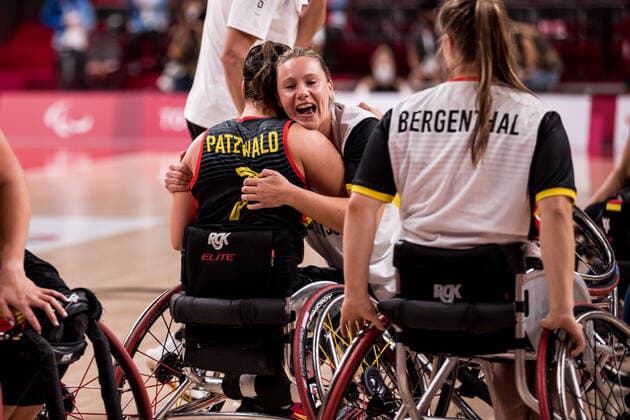 Tokyo 2020 Paralympic Games (Rollstuhlbasketball), 29.08.2021 TOKYO, JAPAN 29. August - Rollstuhlbasketball, Japan gegen Deutschland Damen, an Tag 5 der Tokyo 2020 Paralympic Games am 29.08.2021 in der Ariake Arena in Tokyo Japan. Anne Patzwald ( 7, Deutschland), Svenja Mayer ( 13, Deutschland) Copyright: xBEAUTIFULxSPORTS Wunderlx