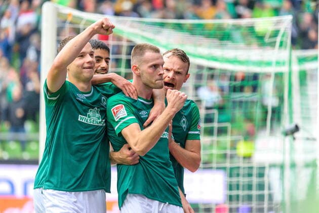 Bilder des Jahres 2021, Sport 08. August Sport Themen der Woche KW34 GER, 2. FBL, SV Werder Bremen vs Hansa Rostock 29.08.2021, wohninvest Weserstadion, Bremen, GER, 2. FBL, SV Werder Bremen vs Hansa Rostock im Bild 1:0 durch Elfmeter Marvin Ducksch (SV Werder Bremen 07) Jubel mit Niklas Schmidt (Werder Bremen 22) Christian Groß Gross (Werder Bremen 36) Eren Dinkci (Werder Bremen 43 U23) *** GER, 2 FBL, SV Werder Bremen vs Hansa Rostock 29 08 2021, wohninvest Weserstadion, Bremen, GER, 2 FBL, SV Werder Bremen vs Hansa Rostock in picture 1 0 by penalty Marvin Ducksch SV Werder Bremen 07 cheering with Niklas Schmidt Werder Bremen 22 Christian Groß Gross Werder Bremen 36 Eren Dinkci Werder Bremen 43 U23 nordphotoxGmbHxx xKokenge nph00001