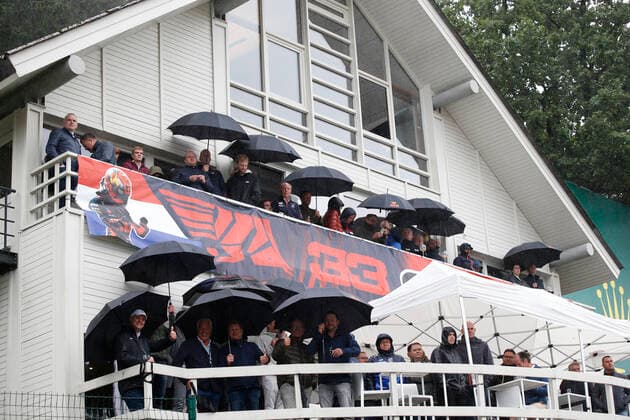 Fans in the rains, F1 Grand Prix of Belgium at Circuit de Spa-Francorchamps on August 29, 2021 in Spa-Francorchamps, Belgium. (Photo by HOCH ZWEI) Spa-Francorchamps Belgium