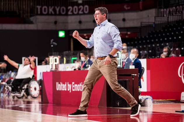 Tokyo 2020 Paralympic Games (Rollstuhlbasketball), 30.08.2021 TOKYO, JAPAN 30. August - Rollstuhlbasketball, Deutschland - Iran Herren, an Tag 6 der Tokyo 2020 Paralympic Games am 30.08.2021 in der Ariake Arena in Tokyo Japan. Nicolai Zeltinger (Head Coach Deutschland) jubelt Copyright: xBEAUTIFULxSPORTS Wunderlx