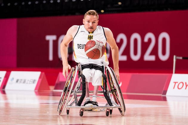 Tokyo 2020 Paralympic Games (Rollstuhlbasketball), 30.08.2021 TOKYO, JAPAN 30. August - Rollstuhlbasketball, Deutschland - Iran Herren, an Tag 6 der Tokyo 2020 Paralympic Games am 30.08.2021 in der Ariake Arena in Tokyo Japan. Jan Haller ( 10, Deutschland) Copyright: xBEAUTIFULxSPORTS Wunderlx