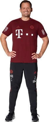 Fussball 1. Bundesliga Saison 2021 2022 29.08.2021 Fototermin FC Bayern Muenchen: Torwarttrainer Toni Tapalovic