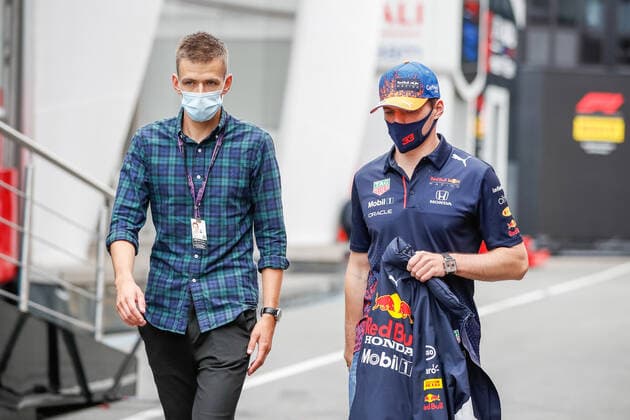 VERSTAPPEN Max (ned), Red Bull Racing Honda RB16B, portrait during the Formula 1 Heineken Dutch Grand Prix 2021, 13th round of the 2021 FIA Formula One World Championship, WM, Weltmeisterschaft from September 3 to 5, 2021 on the Circuit Zandvoort, in Zandvoort, Netherlands - FORMULE 1 : Grand Prix des Pays-Bas - 02 09 2021 Dppi Panoramic  00121027__V2_6669