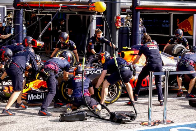 Red Bull Racing Team during pit stop practice, F1 Grand Prix of the Netherlands at Circuit Zandvoort on September 2, 2021 in Zandvoort, Netherlands. (Photo by HOCH ZWEI) Zandvoort Netherlands