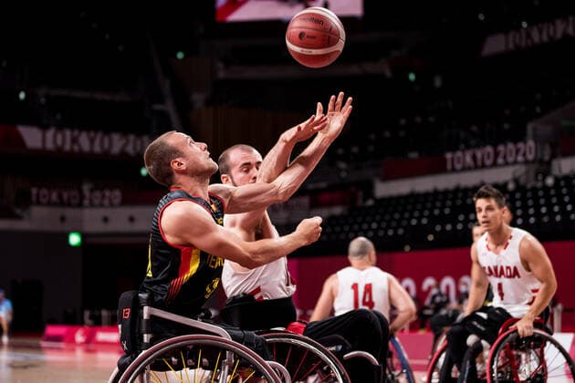 Tokyo 2020 Paralympic Games (Rollstuhlbasketball), 03.09.2021 TOKYO, JAPAN 03. September - Rollstuhlbasketball, Platzierungsspiel 7 8 Kanada - Deutschland Herren, an Tag 10 der Tokyo 2020 Paralympic Games am 03.09.2021 in der Ariake Arena in Tokyo Japan. Thomas Boehme ( 13, Deutschland) Copyright: xBEAUTIFULxSPORTS Wunderlx