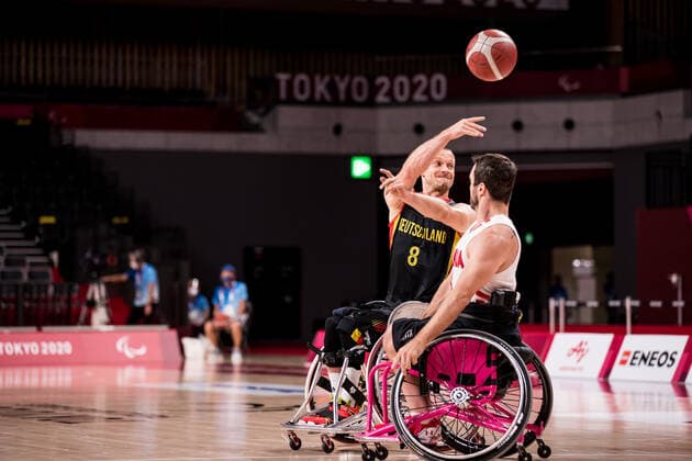 Tokyo 2020 Paralympic Games (Rollstuhlbasketball), 03.09.2021 TOKYO, JAPAN 03. September - Rollstuhlbasketball, Platzierungsspiel 7 8 Kanada - Deutschland Herren, an Tag 10 der Tokyo 2020 Paralympic Games am 03.09.2021 in der Ariake Arena in Tokyo Japan. Andre Bienek ( 8, Deutschland) Copyright: xBEAUTIFULxSPORTS Wunderlx