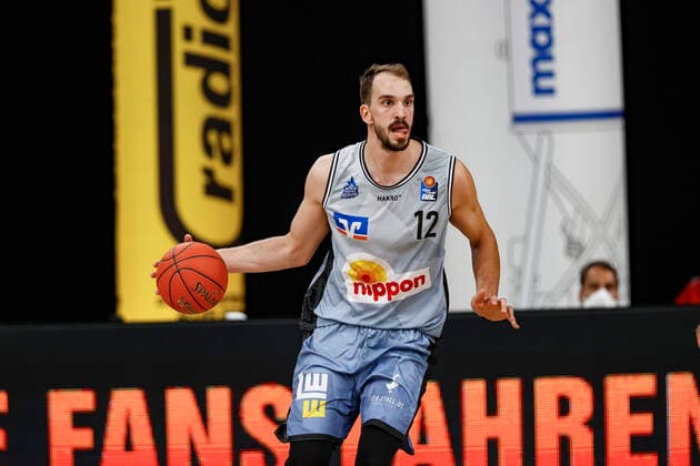 12 Dejan Kovacevic (HAKRO Merlins Crailsheim) Brose Bamberg - HAKRO Merlins Crailsheim - easyCredit-BBL - Basketball Bundesliga - Basketball Saison 2021 22 Testspiel Vorbereitungsspiel, 02.09.2021 Bamberg, Brose Arena Copyright: DanielxLöb