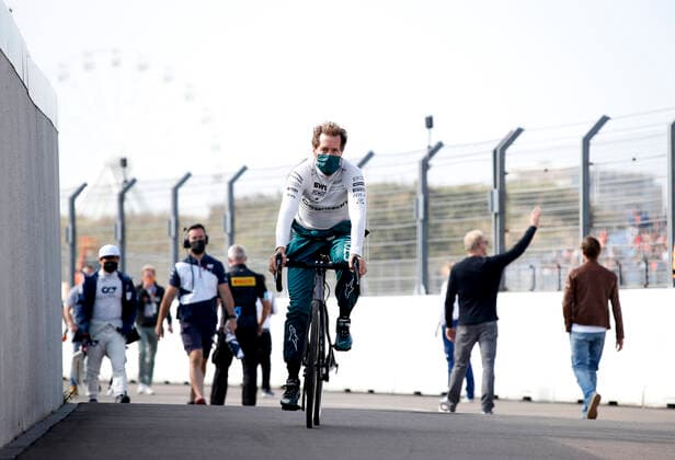 5 Sebastian Vettel (GER, Aston Martin Cognizant F1 Team), F1 Grand Prix of the Netherlands at Circuit Zandvoort on September 3, 2021 in Zandvoort, Netherlands. (Photo by HOCH ZWEI) Zandvoort Netherlands