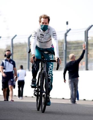 5 Sebastian Vettel (GER, Aston Martin Cognizant F1 Team), F1 Grand Prix of the Netherlands at Circuit Zandvoort on September 3, 2021 in Zandvoort, Netherlands. (Photo by HOCH ZWEI) Zandvoort Netherlands