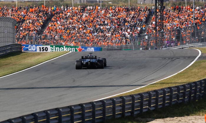 44 Lewis Hamilton (GBR, Mercedes-AMG Petronas F1 Team), F1 Grand Prix of the Netherlands at Circuit Zandvoort on September 3, 2021 in Zandvoort, Netherlands. (Photo by HOCH ZWEI) Zandvoort Netherlands