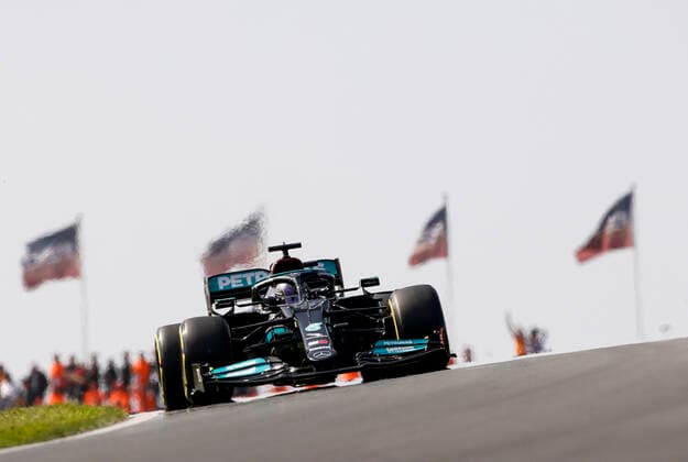 44 Lewis Hamilton (GBR, Mercedes-AMG Petronas F1 Team), F1 Grand Prix of the Netherlands at Circuit Zandvoort on September 3, 2021 in Zandvoort, Netherlands. (Photo by HOCH ZWEI) Zandvoort Netherlands