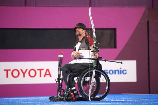 TOKIO (SHINJUKU-KU), JAPAN - SEPTEMBER 03: Maik Szarzewski (GER) verliert das Duell im Viertelfinale gegen Harvinder Singh (IND) beim Bogenschiessen und scheidet aus am Tag (+10) der Paralympics (Paralympische Spiele) Tokio 2020 waehrend der Para Bogensport Men s Individual Recurve Open: 1 4 eliminations in der Yumenoshima Park Bogensport Anlage von Tokio (Chiyoda-ku) am 3.9.2021 in Tokyo-to Japan. Joachim Sielski Paralympics (Paralympische Spiele) Tokio 2020 am 03.09.2021 Tag (+10) *** TOKYO SHINJUKU KU , JAPAN SEPTEMBER 03 Maik Szarzewski GER loses the duel in the quarterfinals against Harvinder Singh IND in archery and is eliminated on day 10 of the Paralympics Paralympic Games Tokyo 2020 during the Para archery Men s Individual Recurve Open 1 4 eliminations at the Yumenoshima Park archery facility of Tokyo Chiyoda ku on 3 9 2021 in Tokyo to Japan Joachim Sielski Paralympics Paralympic Games Tokyo 2020 on 03 09 2021 day 10