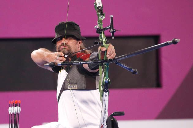 TOKIO (SHINJUKU-KU), JAPAN - SEPTEMBER 03: Maik Szarzewski (GER) verliert das Duell im Viertelfinale gegen Harvinder Singh (IND) beim Bogenschiessen und scheidet aus am Tag (+10) der Paralympics (Paralympische Spiele) Tokio 2020 waehrend der Para Bogensport Men s Individual Recurve Open: 1 4 eliminations in der Yumenoshima Park Bogensport Anlage von Tokio (Chiyoda-ku) am 3.9.2021 in Tokyo-to Japan. Joachim Sielski Paralympics (Paralympische Spiele) Tokio 2020 am 03.09.2021 Tag (+10) *** TOKYO SHINJUKU KU , JAPAN SEPTEMBER 03 Maik Szarzewski GER loses the duel in the quarterfinals against Harvinder Singh IND in archery and is eliminated on day 10 of the Paralympics Paralympic Games Tokyo 2020 during the Para archery Men s Individual Recurve Open 1 4 eliminations at the Yumenoshima Park archery facility of Tokyo Chiyoda ku on 3 9 2021 in Tokyo to Japan Joachim Sielski Paralympics Paralympic Games Tokyo 2020 on 03 09 2021 day 10