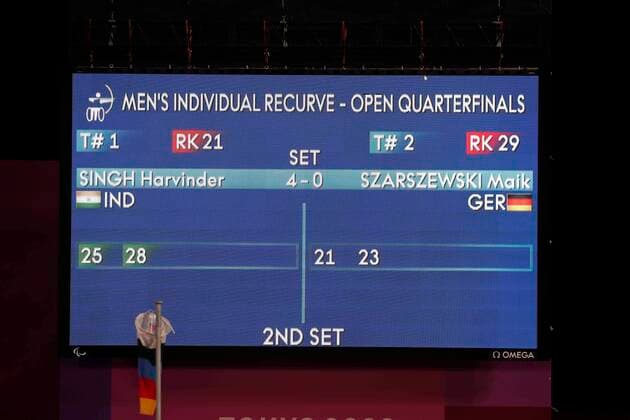 TOKIO (SHINJUKU-KU), JAPAN - SEPTEMBER 03: Maik Szarzewski (GER) verliert das Duell im Viertelfinale gegen Harvinder Singh (IND) beim Bogenschiessen und scheidet aus am Tag (+10) der Paralympics (Paralympische Spiele) Tokio 2020 waehrend der Para Bogensport Men s Individual Recurve Open: 1 4 eliminations in der Yumenoshima Park Bogensport Anlage von Tokio (Chiyoda-ku) am 3.9.2021 in Tokyo-to Japan. Joachim Sielski Paralympics (Paralympische Spiele) Tokio 2020 am 03.09.2021 Tag (+10) *** TOKYO SHINJUKU KU , JAPAN SEPTEMBER 03 Maik Szarzewski GER loses the duel in the quarterfinals against Harvinder Singh IND in archery and is eliminated on day 10 of the Paralympics Paralympic Games Tokyo 2020 during the Para archery Men s Individual Recurve Open 1 4 eliminations at the Yumenoshima Park archery facility of Tokyo Chiyoda ku on 3 9 2021 in Tokyo to Japan Joachim Sielski Paralympics Paralympic Games Tokyo 2020 on 03 09 2021 day 10