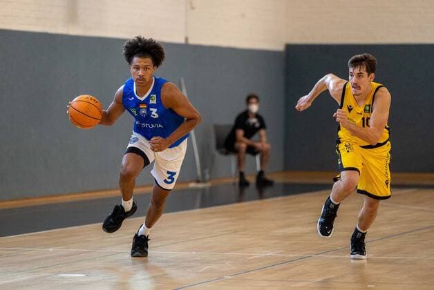 Nils Schmitz (PS Karlsruhe Lions, 3) ¨¨Tigers Tuebingen vs. PS Karlsruhe Lions, 2. Basketball, Bundesliga, Pro A, Barmer 2 Basketball, Testspiel, Spielzeit 2021 2022, 03.09.2021, ¨¨ Tigers Tuebingen - PS Karlsruhe Lions, 2. Basketball, 2. Bundesliga, Barmer 2 Basketball, Testspiel, Spielzeit 2021 2022, 03.09.2021 Tuebingen Copyright: xDennisxDuddek xEibnerxPressefotox EP_DDK