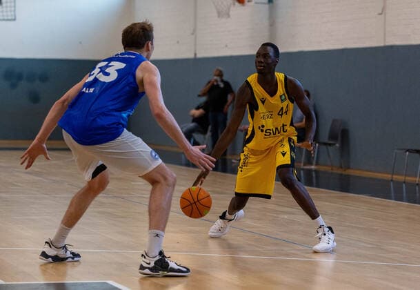 Bakary Dibba (Tigers Tuebingen, 44)¨¨Tigers Tuebingen vs. PS Karlsruhe Lions, 2. Basketball, Bundesliga, Pro A, Barmer 2 Basketball, Testspiel, Spielzeit 2021 2022, 03.09.2021, ¨¨ Tigers Tuebingen - PS Karlsruhe Lions, 2. Basketball, 2. Bundesliga, Barmer 2 Basketball, Testspiel, Spielzeit 2021 2022, 03.09.2021 Tuebingen Copyright: xDennisxDuddek xEibnerxPressefotox EP_DDK