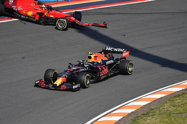 FORMULA 1 HEINEKEN DUTCH GRAND PRIX 2021 04.09.2021, Circuit Park Zandvoort, Zandvoort, FORMULA 1 HEINEKEN DUTCH GRAND PRIX 2021 , im Bild Unfall von Carlos Sainz Jr. (ESP 55), Scuderia Ferrari Mission Winnow