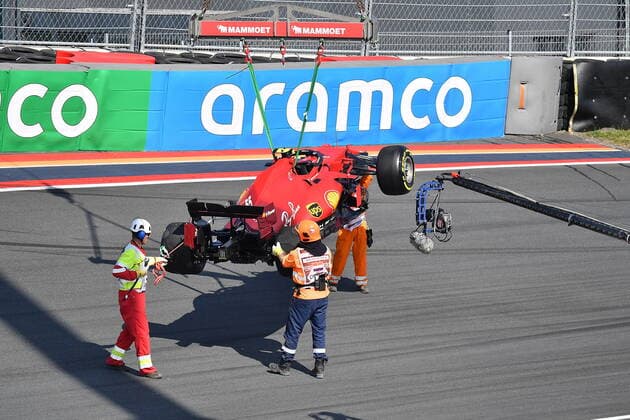 FORMULA 1 HEINEKEN DUTCH GRAND PRIX 2021 04.09.2021, Circuit Park Zandvoort, Zandvoort, FORMULA 1 HEINEKEN DUTCH GRAND PRIX 2021 , im Bild Unfall von Carlos Sainz Jr. (ESP 55), Scuderia Ferrari Mission Winnow