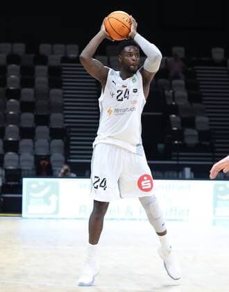 04.09.2021 - Basketball - Saison 2021 2022 - EMS Cup - Vorrunde: Nürnberg Falcons Basketball Club NBC - MHP RIESEN Ludwigsburg - DaMa - Roland L Amour Nyama (24, Nürnberg Falcons BC NBC ) - Freisteller Einzelbild