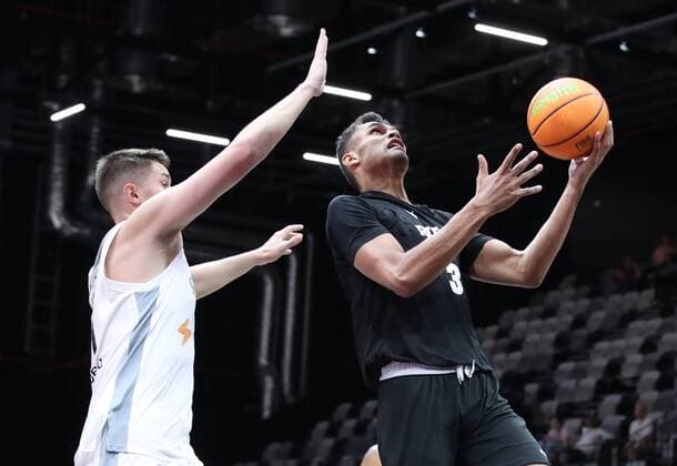04.09.2021 - Basketball - Saison 2021 2022 - EMS Cup - Vorrunde: Nürnberg Falcons Basketball Club NBC - MHP RIESEN Ludwigsburg - DaMa - Benedikt Maukner (11, Nürnberg Falcons BC NBC ) Oscar da Silva (3, MHP Riesen Ludwigsburg )