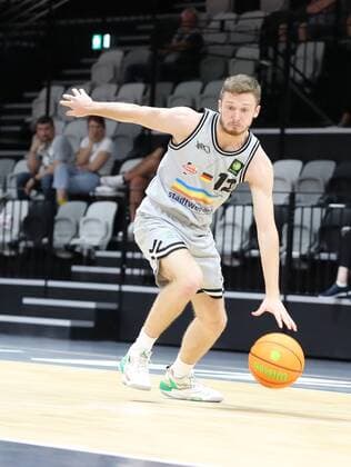05.09.2021 - Basketball - Saison 2021 2022 - EMS Cup - Spiel um Platz 3: Nürnberg Falcons Basketball Club NBC - Science City Jena - DaMa - Adomas Linartas (12, Science City Jena ) - Freisteller Einzelbild