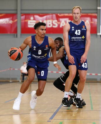 Maodo Lo, Luke Sikma Basketball Testspiel BBL Bundesliga Herren Saison 2021 2022 05.09.2021 ALBA Berlin vs. Bakken Bears