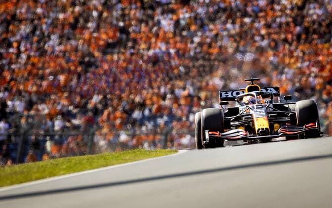 ZANDVOORT - Max Verstappen (Red Bull) during the Dutch Grand Prix at the Zandvoort circuit. KOEN VAN WEEL Grand Prix xVIxANPxSportx xxANPxIVx