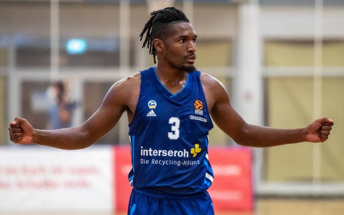 Oranienburg, 05.09.21, Basketball: Testspiele, ALBA Berlin - Bakken Bears, MBS Arena Oranienburg. ALBAs Neuzugang Jaleen Smith steht auf dem Court. ALBA Berlin - Bakken Bears