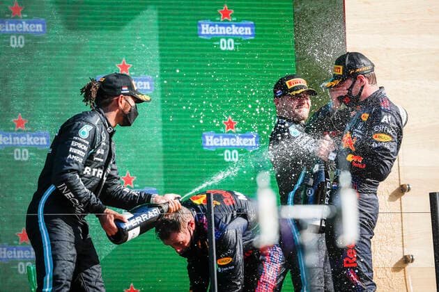 44 Lewis Hamilton (GBR, Mercedes-AMG Petronas F1 Team), 33 Max Verstappen (NED, Red Bull Racing), 77 Valtteri Bottas (FIN, Mercedes-AMG Petronas F1 Team), F1 Grand Prix of the Netherlands at Circuit Zandvoort on September 5, 2021 in Zandvoort, Netherlands. (Photo by HOCH ZWEI) Zandvoort Netherlands