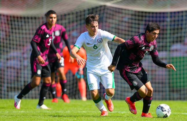 Under 17 International Friendly, Länderspiel, Nationalmannschaft Turner s Cross, Cork 7 9 2021 Republic of Ireland U17, U 17 vs Mexico U17 Mexico™s Santiago Benitez with Ireland™s Justin Ferizaj Santiago Benitez with Justin Ferizaj 7 9 2021  Copyright: x INPHO KenxSuttonx inp_irl_vs_mex_1940
