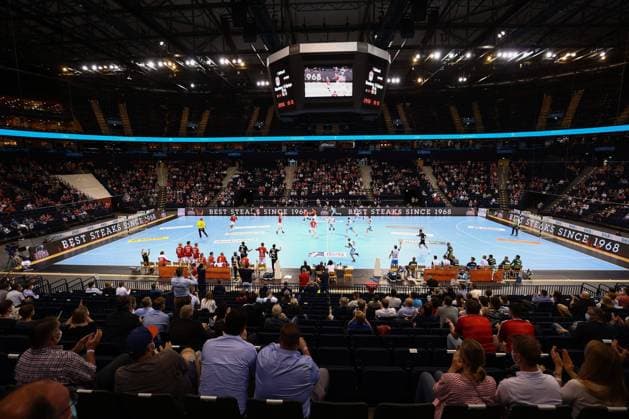 8.9.2021, Handball, Herren, 1.BL, Saison 2021 2022, HSV Hamburg - Frisch Auf Göppingen in Hamburg Der Unterrang der Barclays Arena ist mit bis zu 3000 Zuschauern gefüllt. Hamburg Barclays Arena Hamburg Deutschland