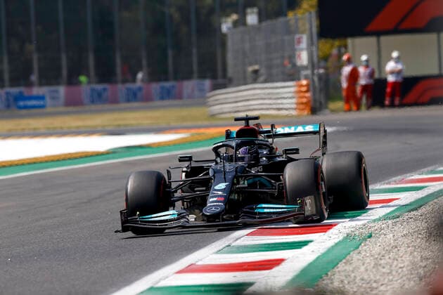 44 Lewis Hamilton (GBR, Mercedes-AMG Petronas F1 Team), F1 Grand Prix of Italy at Autodromo Nazionale Monza on September 11, 2021 in Monza, Italy. (Photo by HOCH ZWEI) Monza Italy