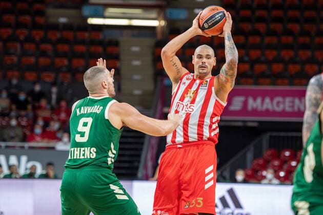 Vassilis Kavvadas 9 (Panathinaikos OPAP Athen), M. Zirbes 33 (Roter Stern Belgrad), Panathinaikos OPAP Athen vs. Roter Stern Belgrad, Magenta Cup 2021, 11.09.2021 Muenchen Bayern Deutschland