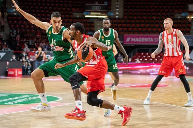 Leonidas Kaselakis 14 (Panathinaikos OPAP Athen), A. Hollins 14 (Roter Stern Belgrad), Panathinaikos OPAP Athen vs. Roter Stern Belgrad, Magenta Cup 2021, 11.09.2021 Muenchen Bayern Deutschland