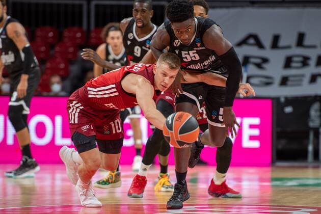 Ognjen Jaramaz 10 (FC Bayern), Awudu Abass 55 (Virtus Bologna), FC Bayern Basketball vs. Virtus Bologna, Magenta Cup 2021, 11.09.2021 Muenchen Bayern Deutschland