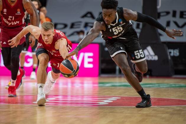 Ognjen Jaramaz 10 (FC Bayern), Awudu Abass 55 (Virtus Bologna), FC Bayern Basketball vs. Virtus Bologna, Magenta Cup 2021, 11.09.2021 Muenchen Bayern Deutschland